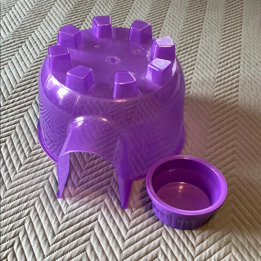 Purple Plastic Igloo and Bowl Set